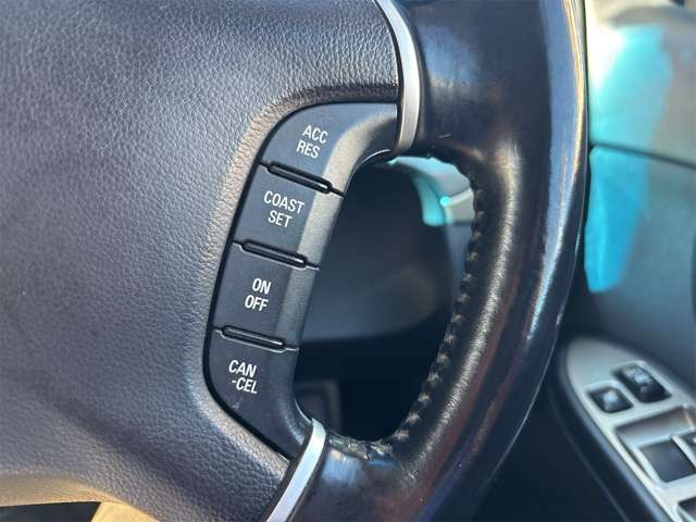 �N���[�Y�R���g���[��