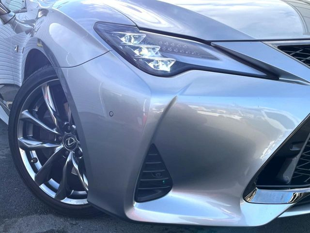 �y�O��LED�w�b�h���C�g�z�X�^�C���b�V���Ȍ����ڂ̎O��LED�w�b�h���C�g�𑕔���X�^�C�������łȂ��A��Ԃ̑��s�����E�ǍD�ň��S���Ă���肢�������܂��B