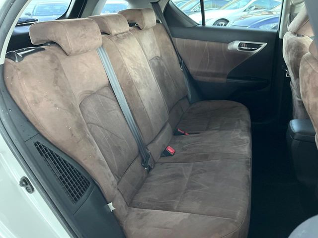 �㕔���Ȃ��C�ɂȂ�悤�ȃL�Y�E�����ւ��蓙�A�傫�ȃ_���[�W�͂Ȃ��A�ǍD�ȏ�Ԃł��B