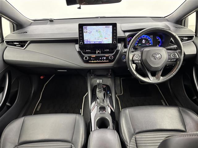 カローラツーリング1.8 ハイブリッド W×B