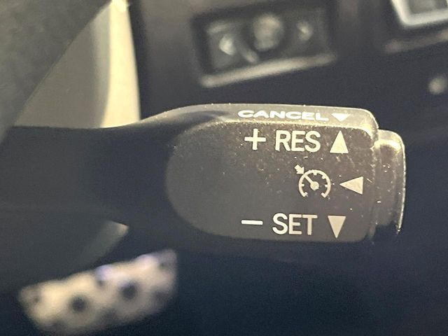 �y�N���[�Y�R���g���[���z�������H�����N���N���s�B�A�N�Z���𗣂��Ă���葬�x�ő��s���ł��A�������^�]���̕��S���y��!�����E�������ȒP�ȃX�C�b�`����Œ����ł��܂��B