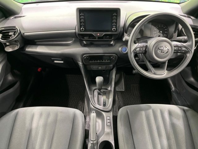 ヤリス1.5 ハイブリッド X