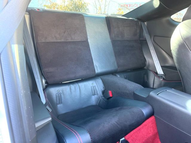 �㕔���Ȃ��C�ɂȂ�悤�ȃL�Y�E�����ւ��蓙�A�傫�ȃ_���[�W�͂Ȃ��A�ǍD�ȏ�Ԃł��B