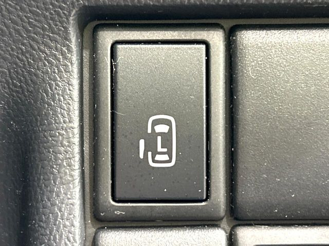 �y�p���[�X���C�h�h�A�z�X�}�[�g�L�[��^�]�Ȃ̃X�C�b�`�ŃX���C�h�h�A�̊J���\���d��������͂����ăh�A���J����K�v�������A���������q�l�ł��A�d���ו��������Ă��鎞�����N�ɊJ���߂ł��܂���