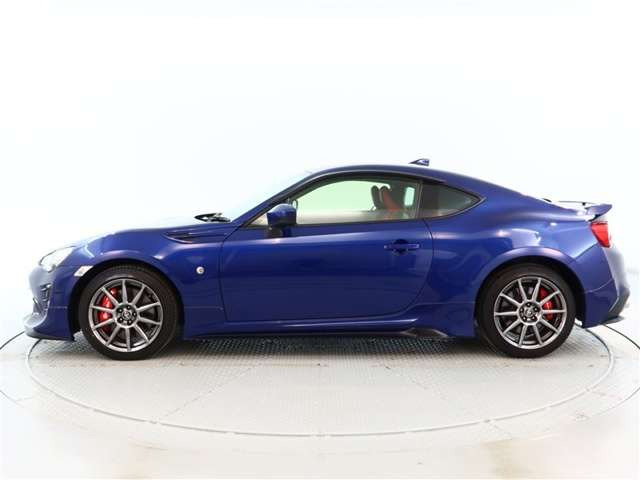 862.0 GT リミテッド ハイパフォーマンス パッケージ