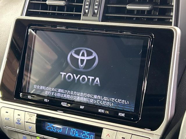 �y�����i�r�z�l�C�̏����i�r�𑕔����Ă���܂��B�i�r�̎g���₷���͂������A�I�[�f�B�I�@�\���[��!�L�����v�◷�s�͂������A�ʋ΂┃�����ȂǕ��i�̃h���C�u���y�����Ȃ�͂���