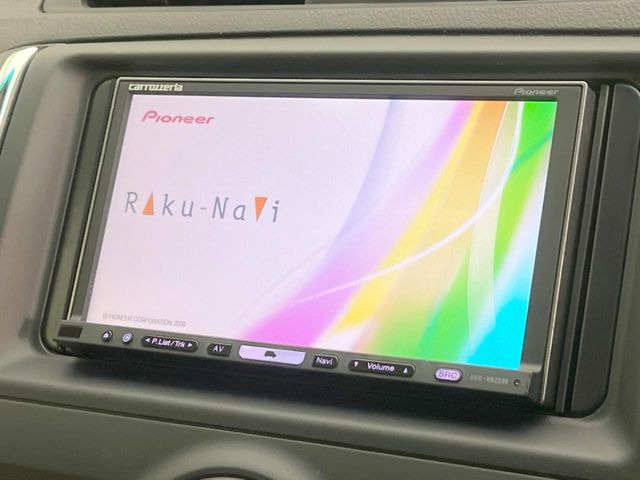 �y�i�r�Q�[�V�����z�g���₷���i�r�ŖړI�n�܂ł�������ē����Ă���܂��B�e��I�[�f�B�I�Đ��@�\���[�����Ă���A���Ԃ̉^�]������Ɋy�����Ȃ�܂�!!