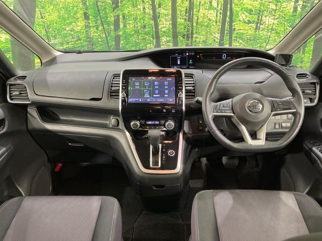 セレナ2.0 ハイウェイスター VセレクションII