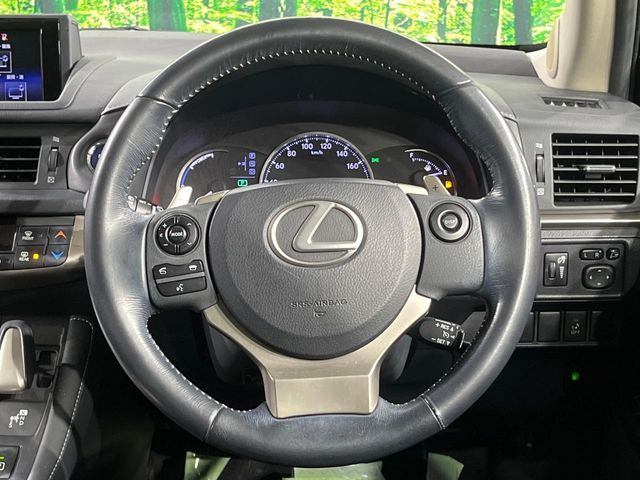 �y�����v�����X�e�A�����O�z�㎿�Ȋv���g�p���邱�ƂŁA��ɂ����������݂ƂĂ��^�]���₷���n���h���ł���