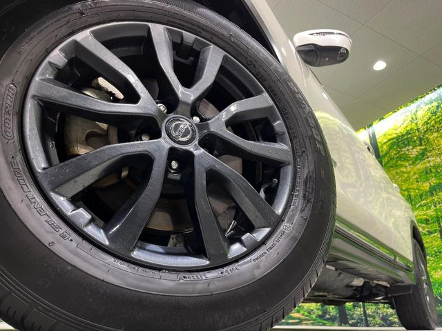 �y����17�C���`�A���~�z�C�[���z�O�ςɃ}�b�`���������A���~�z�C�[���𑕒����Ă���܂��B�e��ЊO�A���~�z�C�[����A�X�^�b�h���X�^�C�����戵�����Ă���܂��B���񂲑��k����������