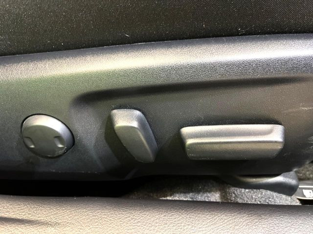 �y�p���[�V�[�g�z�X�C�b�`��ŊȒP�ɃV�[�g�̔��������\!�d��������͂�����܂���!���K�ȃV�[�g�|�W�V�����ɃZ�b�g���āA���K�ȃh���C�u�����y���݂��������B