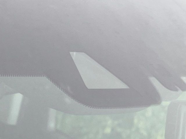 �y�g���^�Z�[�t�e�B�Z���X�z���s���ɑO���̎ԗ�����F�����A�Փ˂������Ȏ��͌x��ƃu���[�L�ŏՓˉ���Ɣ�Q�y�����A�V�X�g�B�����S�Ƀh���C�u�����y���݂��������܂��B