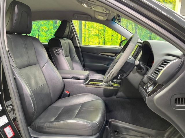 �y���烌�U�[�V�[�g�z����̂ӂ���肪�e�ՂŃ����e�i���X�����ȒP�ȁA�@�\���ɗD��鍇����v���̗p�����㎿�ȃV�[�g�ł��B����S�n���悭�A���������ӂ��S�n�ǂ��ԓ���Ԃ����o���Ă���܂��B