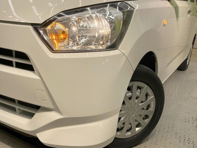 �w�b�h���C�g��e�[�������v&�A���~�z�C�[�����̊e��R�[�e�B���O���I�X�X�����Ă���܂��B�����Y�����̉��΂݂≘���}���A���ꂢ�ȏ�Ԃ������e�i���X���X�ŕۂĂ܂���