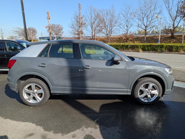 Q230 TFSI スポーツ