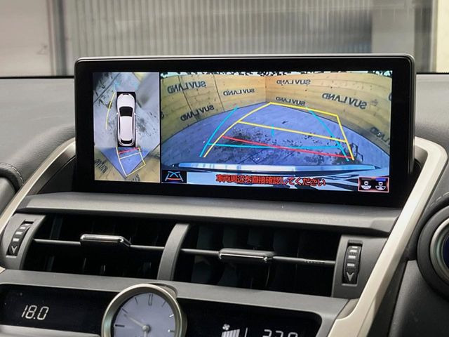 �y�p�m���~�b�N�r���[���j�^�[�z��p�̃J�����ɂ��A�ォ�猩���낵���悤�Ȏ��_��360�x�N���}�̎��͂��m�F���邱�Ƃ��ł��܂������p�������m�F���₷���A�����ꏊ�ł̐؂�Ԃ��⒓�Ԃ��X���[�Y�ɍs���܂��B