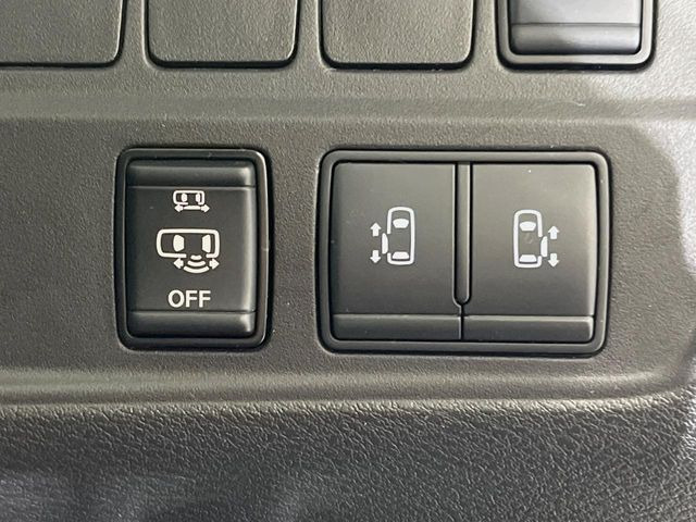 �y�����p���[�X���C�h�h�A�z�X�}�[�g�L�[��^�]�Ȃ̃X�C�b�`�Ō�ȗ����X���C�h�h�A�̊J���\���d��������͂����ăh�A���J����K�v�������A�����Ȃ��q�l�ł��ȒP�ɊJ���߂ł����K�ł���