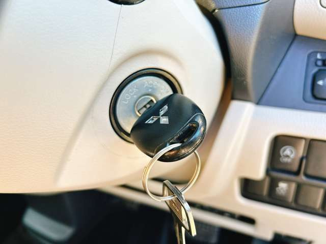 �y�L�[���X�G���g���[�z���ꂽ�ꏊ����h�A�̊J���ł��A�����^�b�`�Ŋy�X��荞�߂܂���