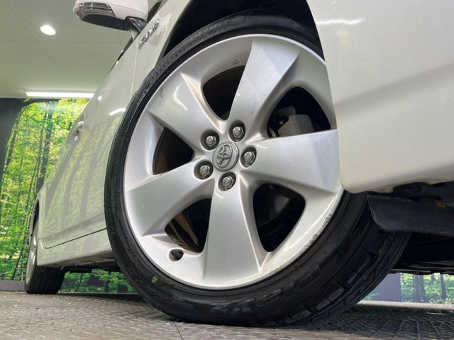 �y����17�C���`�A���~�z�C�[���z�O�ςɃ}�b�`���������A���~�z�C�[���𑕒����Ă���܂��B�e��ЊO�A���~�z�C�[����A�X�^�b�h���X�^�C�����戵�����Ă���܂��B���񂲑��k����������