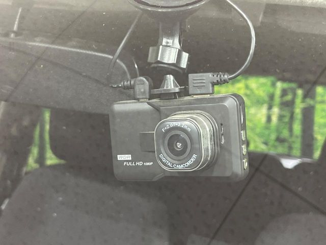 �y�h���C�u���R�[�_�[�z�h���C�u���R�[�_�[����!���s���͂������A������^�]�⎖�̂ɑ��������ہA�f���ŋL�^���A����̃��X�N�ɔ����܂��B���L�^�pSD�J�[�h�͂��q�l�����g�ł��������������K�v������܂��B