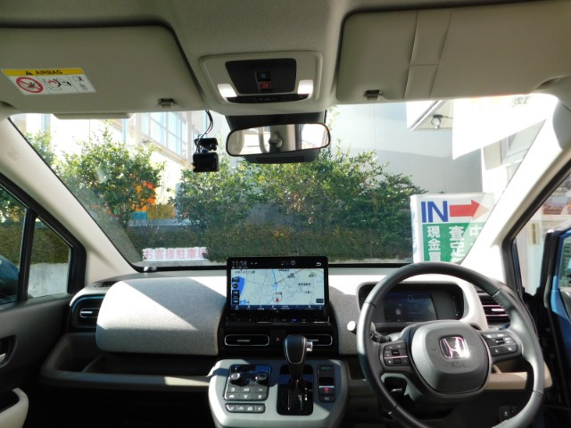 フリード1.5 e:HEV エアー EX