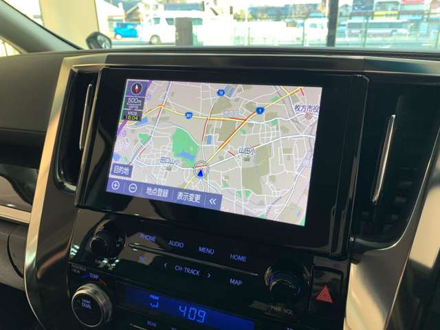 ディスプレイオーディオ搭載!ナビキット付き!!スマホと連動可能です!