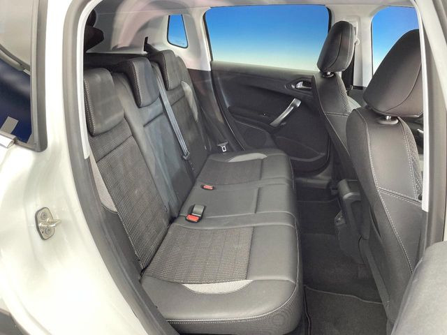 ���㕔���Ȃ��C�ɂȂ�悤�ȃL�Y�E�����ւ��蓙�A�傫�ȃ_���[�W�͂Ȃ��A�ǍD�ȏ�Ԃł��B