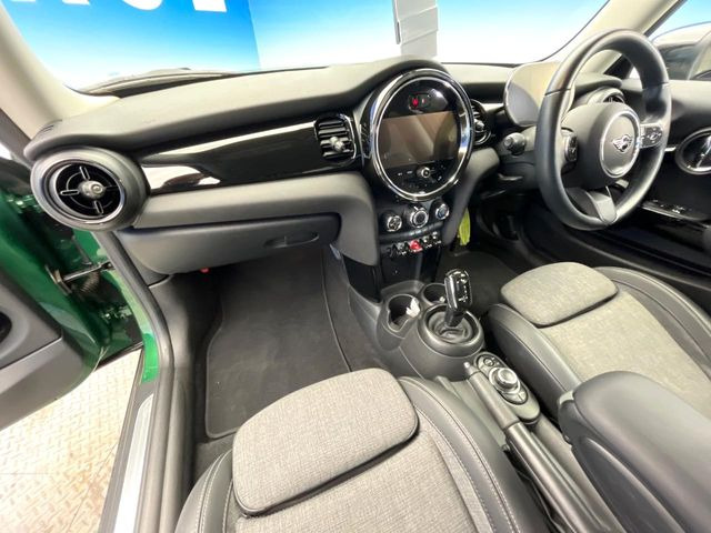 �A���ԃO���[�v���݌ɐ���2,000��!�S���̌n��X���烁�[�J�[�E�Ԏ��킸���Љ�o����̂ŁA���Ȃ��Ƀs�b�^���̂��Ԃ�������͂��ł���܂��͂��₢���킹��������