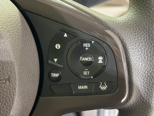 �y�A�_�v�e�B�u�N���[�Y�R���g���[���z�������H�ł̒��������s���y��!!�����ő��x��ۂN���[�Y�R���g���[�����A�Փˌy���V�X�e���ƘA�g���A�O���̎ԗ������m���ĎԊԂ�ۂ悤�ɑ��x���߂��Ă���܂�!!