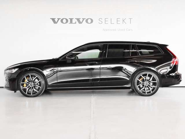 V60リチャージ ポールスター エンジニアード 4WD