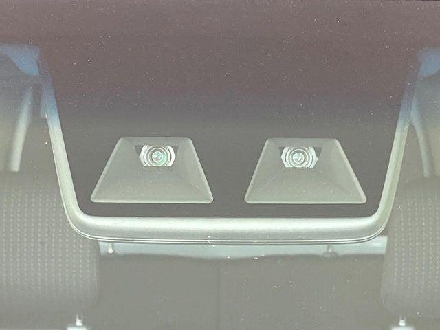 �y�X�}�[�g�A�V�X�g�z���s���ɑO���̎ԗ�����F�����A�Փ˂������Ȏ��͌x��ƃu���[�L�ŏՓˉ���Ɣ�Q�y�����A�V�X�g�B�����S�Ƀh���C�u�����y���݂��������܂��B