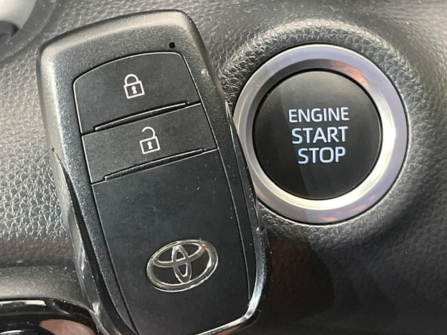 �y�X�}�[�g�L�[�z�J�o����|�P�b�g�ɓ��ꂽ�܂܂ł��h�A�̎{���E�������\�ȃX�}�[�g�L�[�𑕔��B�G���W���̃I���E�I�t�����J�M�����o���K�v����������Ƃ��Ă��֗��ł���