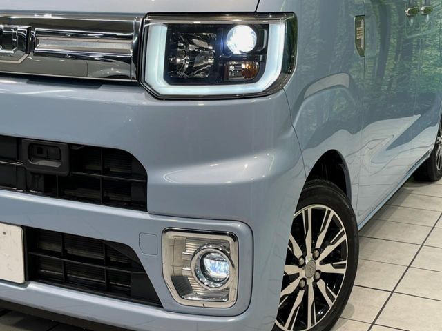 �yLED�w�b�h���C�g�z���V����ԑ��s�����ǍD�Ȏ��E���m�ۂ����S���ĉ^�]�ł��鍂�P�xLED�w�b�h���C�g�𑕔�!�_�����x�������A����d�͂��}�����Ă��܂��B