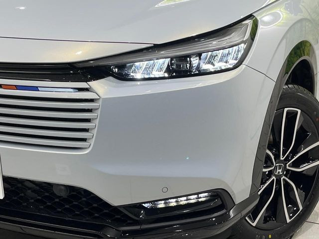 �yLED�w�b�h���C�g�z���V����ԑ��s�����ǍD�Ȏ��E���m�ۂ����S���ĉ^�]�ł��鍂�P�xLED�w�b�h���C�g�𑕔�!�_�����x�������A����d�͂��}�����Ă��܂��B