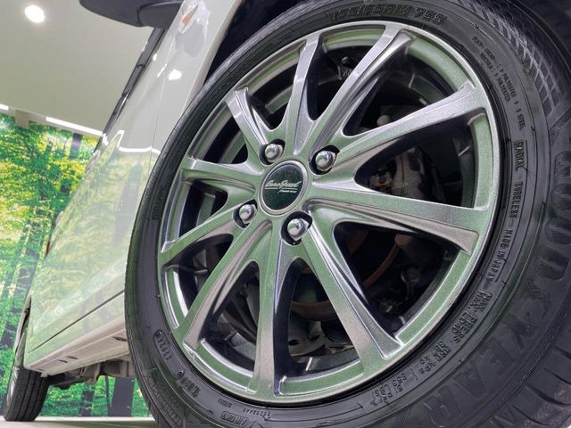 �y14�C���`�A���~�z�C�[���z�O�ςɃ}�b�`�����A���~�z�C�[���𑕒����Ă���܂��B�e��A���~�z�C�[����A�X�^�b�h���X�^�C�����戵�����Ă���܂��B���񂲑��k����������