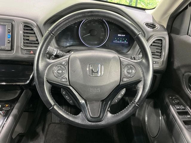 �y�����v�����X�e�A�����O�z�㎿�Ȋv���g�p���邱�ƂŁA��ɂ����������݂ƂĂ��^�]���₷���n���h���ł���