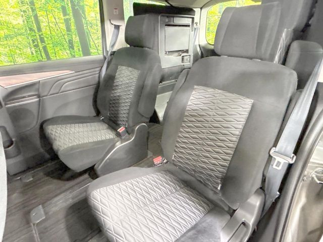 ���ڒ����̓E�H�[�N�X���[�ƂȂ��Ă���܂��B���ڂƎO��ڂ̈ړ�����~�肪�Ƃ��Ă��y�ɂȂ�̂ŁA���~��̍ۂ��X�g���X�������邱�Ƃ͂���܂����