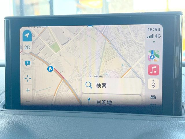 ��Apple Car Play:�X�}�z�Ƃ̗L���ڑ��ŁA�i�r�E�I�[�f�B�I�Đ��ȂǃX�}�z�̃A�v���@�\����ʂł��g����֗��@�\�ł�!