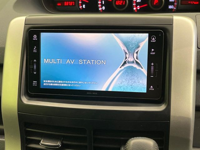 �y�����i�r�z�l�C�̏����i�r�𑕔��B�I�[�f�B�I�@�\���[�����Ă���ABluetooth�ڑ�����΂������̃X�}�z��MP3�v���C���[�̉��y���Đ��\!�����̉^�]������Ɋy�����Ȃ�܂�!!