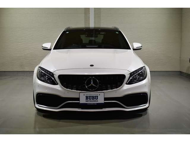 CクラスワゴンAMG C63 S