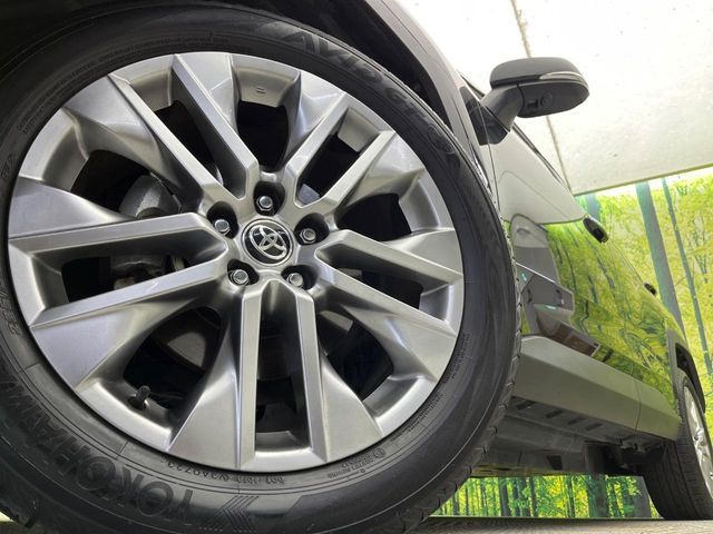 �y����19�C���`�A���~�z�C�[���z�O�ςɃ}�b�`���������A���~�z�C�[���𑕒����Ă���܂��B�e��ЊO�A���~�z�C�[����A�X�^�b�h���X�^�C�����戵�����Ă���܂��B���񂲑��k����������