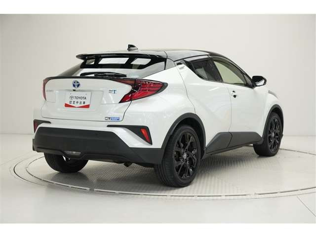 C-HRハイブリッド 1.8 G モード ネロ セーフティ プラス