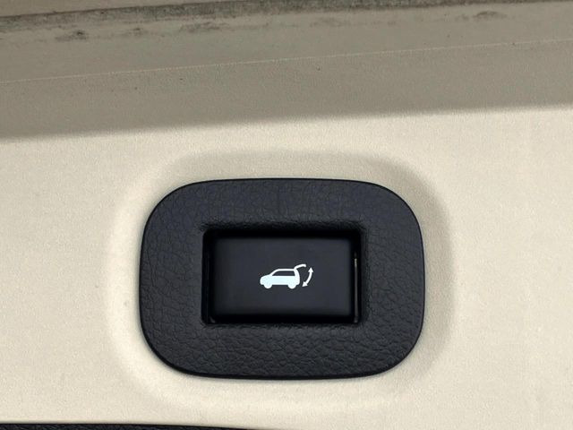 �y�p���[�o�b�N�h�A�z�X�}�[�g�L�[��^�]�Ȃ̃{�^�������������Ń��A�Q�[�g�������ŊJ���܂�!�ו��������Ă��鎞��A�����ʒu�ɂ���o�b�N�h�A��߂�ۂɕ֗��ȋ@�\�ł���