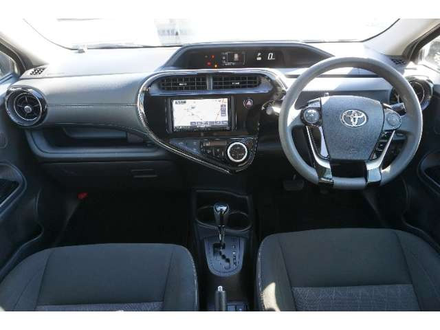 アクア1.5 S スタイルブラック