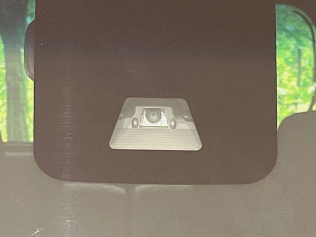 �y�X�}�[�g�A�V�X�g�z���s���ɑO���̎ԗ�����F�����A�Փ˂������Ȏ��͌x��ƃu���[�L�ŏՓˉ���Ɣ�Q�y�����A�V�X�g�B�����S�Ƀh���C�u�����y���݂��������܂��B