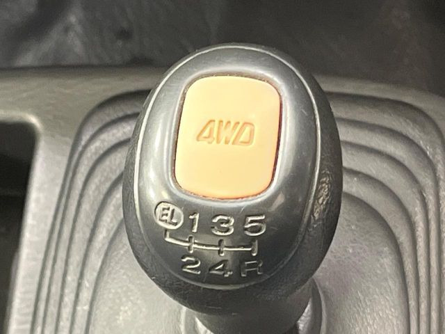 4WD�̂��Ԃł��̂ŁA�ᓹ�ł����S�ł���~��n�n��ɂ��Z�܂��̕��ȊO�ɂ��A�E�B���^�[�X�|�[�c����̕���~��n��֋A�Ȃ����@�������ɂ���������!