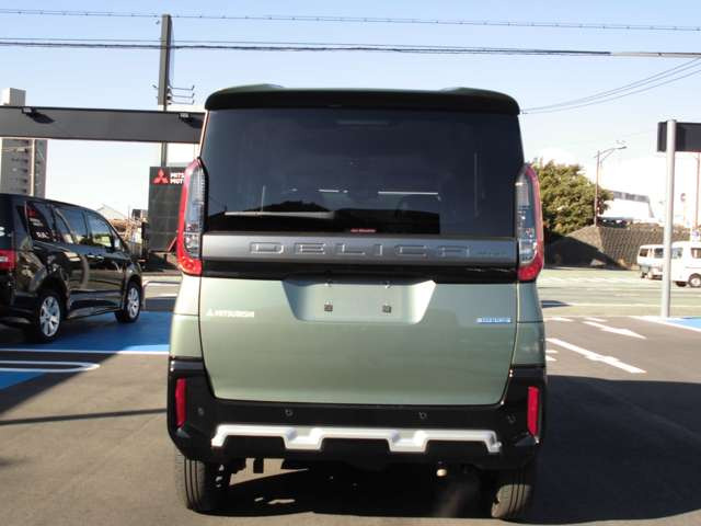 デリカミニT プレミアム 4WD