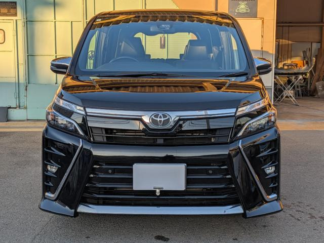 ヴォクシー2.0 ZS 煌III