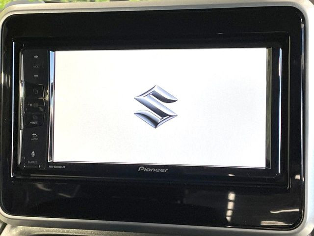 �y�����i�r�z�l�C�̏����i�r�𑕔����Ă���܂��B�i�r�̎g���₷���͂������A�I�[�f�B�I�@�\���[��!�L�����v�◷�s�͂������A�ʋ΂┃�����ȂǕ��i�̃h���C�u���y�����Ȃ�͂���