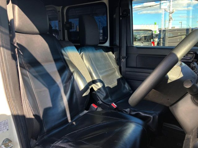 �^�]�ȃV�[�g���͎g�p�������Ȃ��A�ǍD�ȏ�ԂƂȂ��Ă��܂��B���J�Ɏg���Ă������Ƃ��悭�킩��܂��ˁB